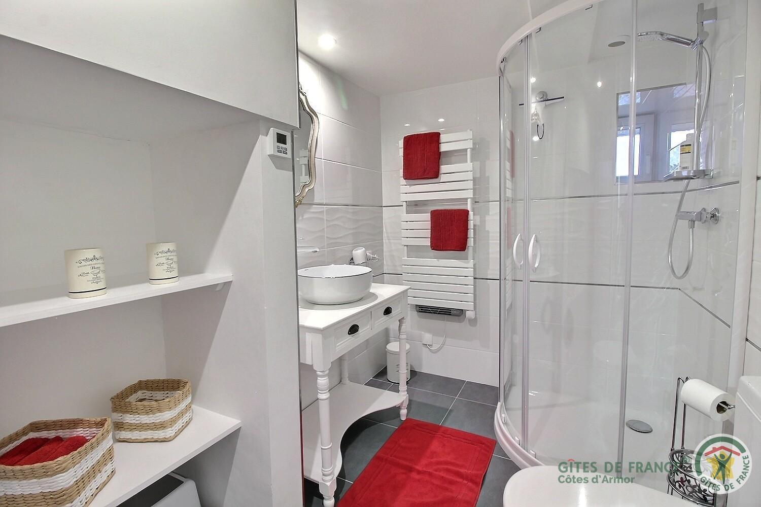 Le Parfum Des Fleurs Bed & Breakfast Plussulien Exterior photo